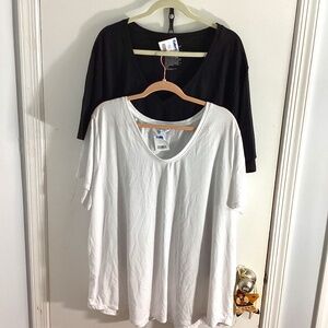 NWT  TERRA & SKY/BOUTIQUE PLUS 3X SET OF 2 BLACK/WHITE T- SHIRTS SHORT SLEEVE